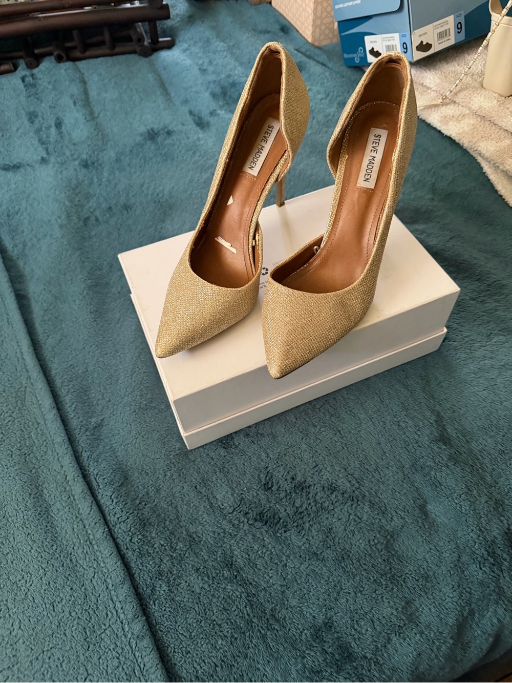 Steve Madden Metallic Gold Pointed Toe Stilettos